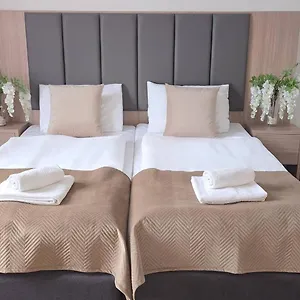 3* Ξενοδοχείο Lothus